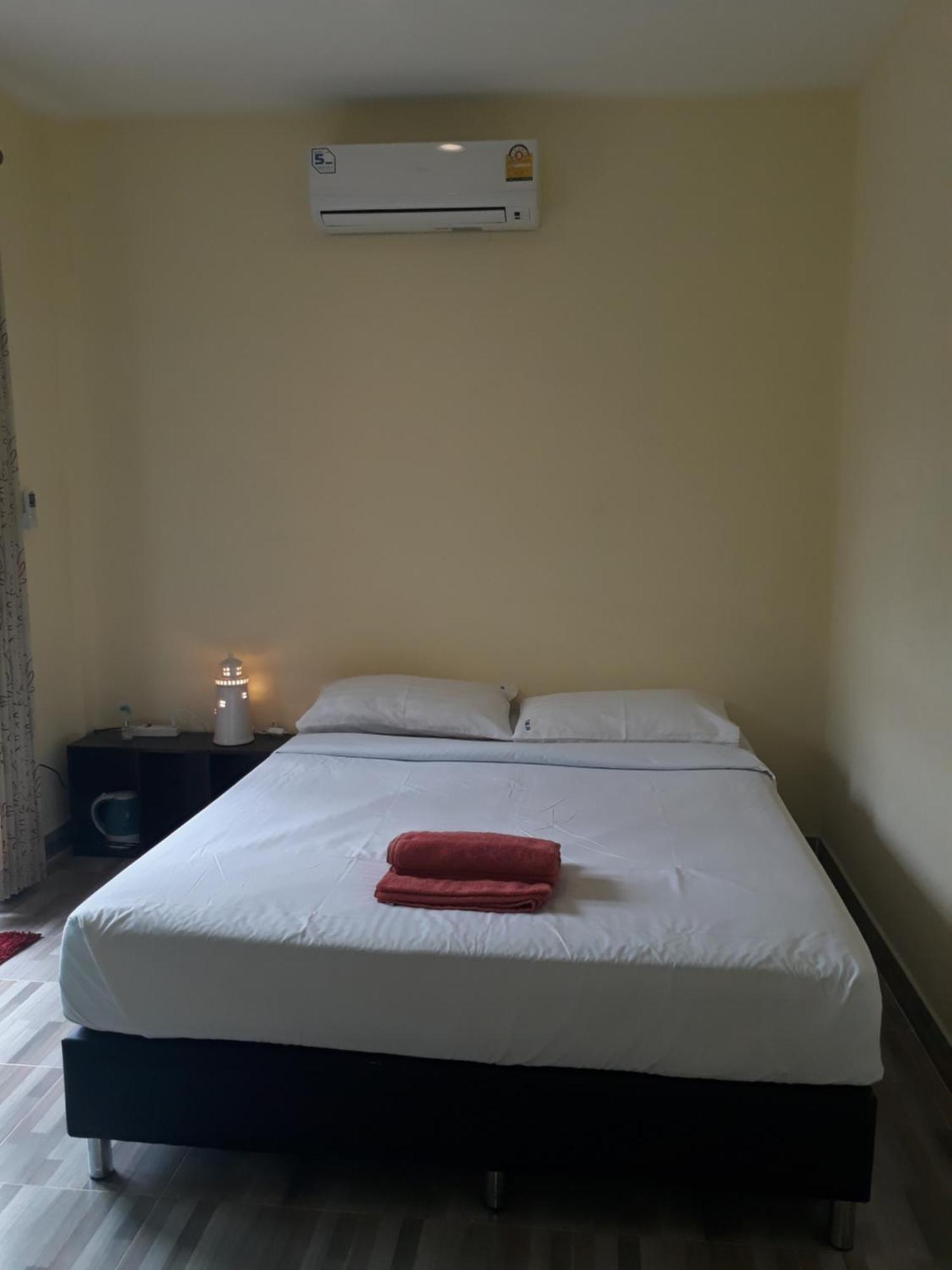 Khanom Garden Suite Екстериор снимка